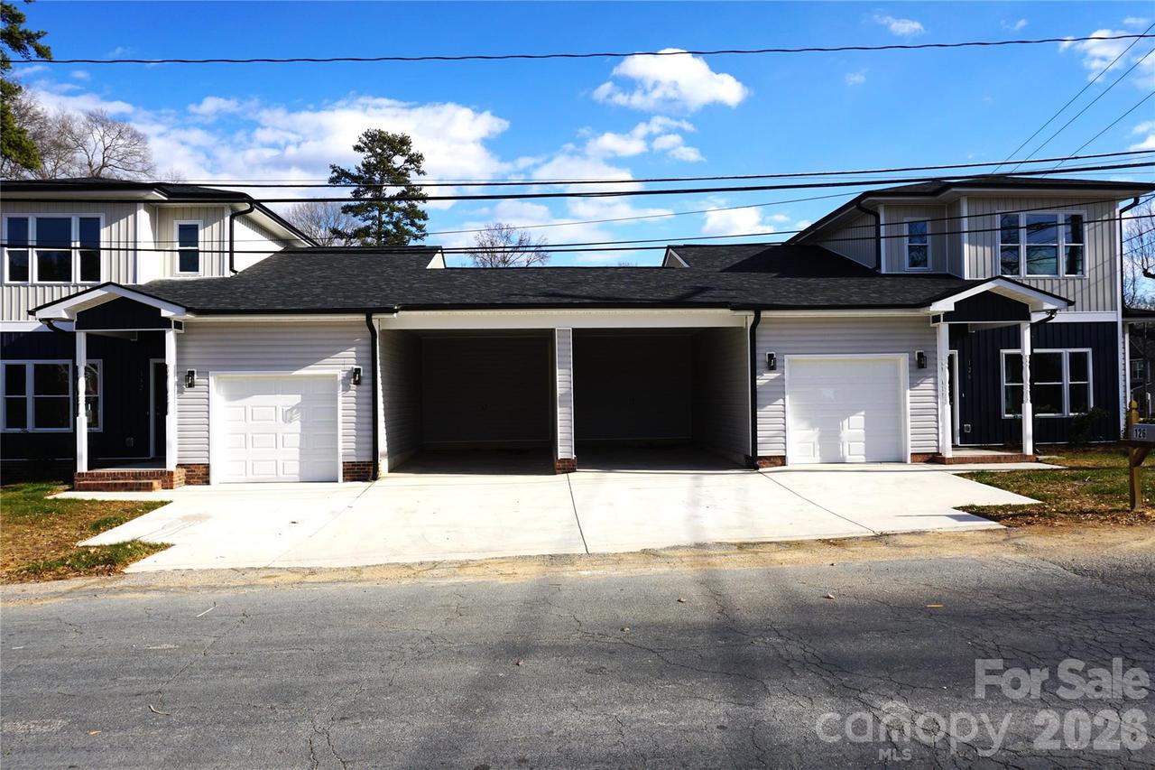 132 Glenn Ave., Kannapolis, NC 28081