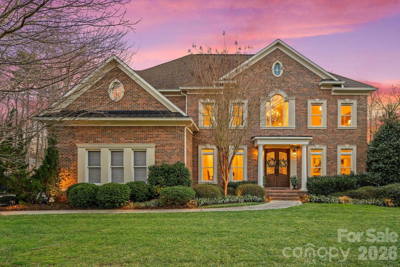 7007 Camrose Crossing Ln., Matthews, NC 28104