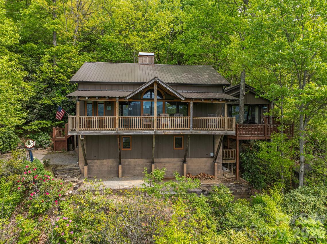 236 Dove Dr., Maggie Valley, NC 28751