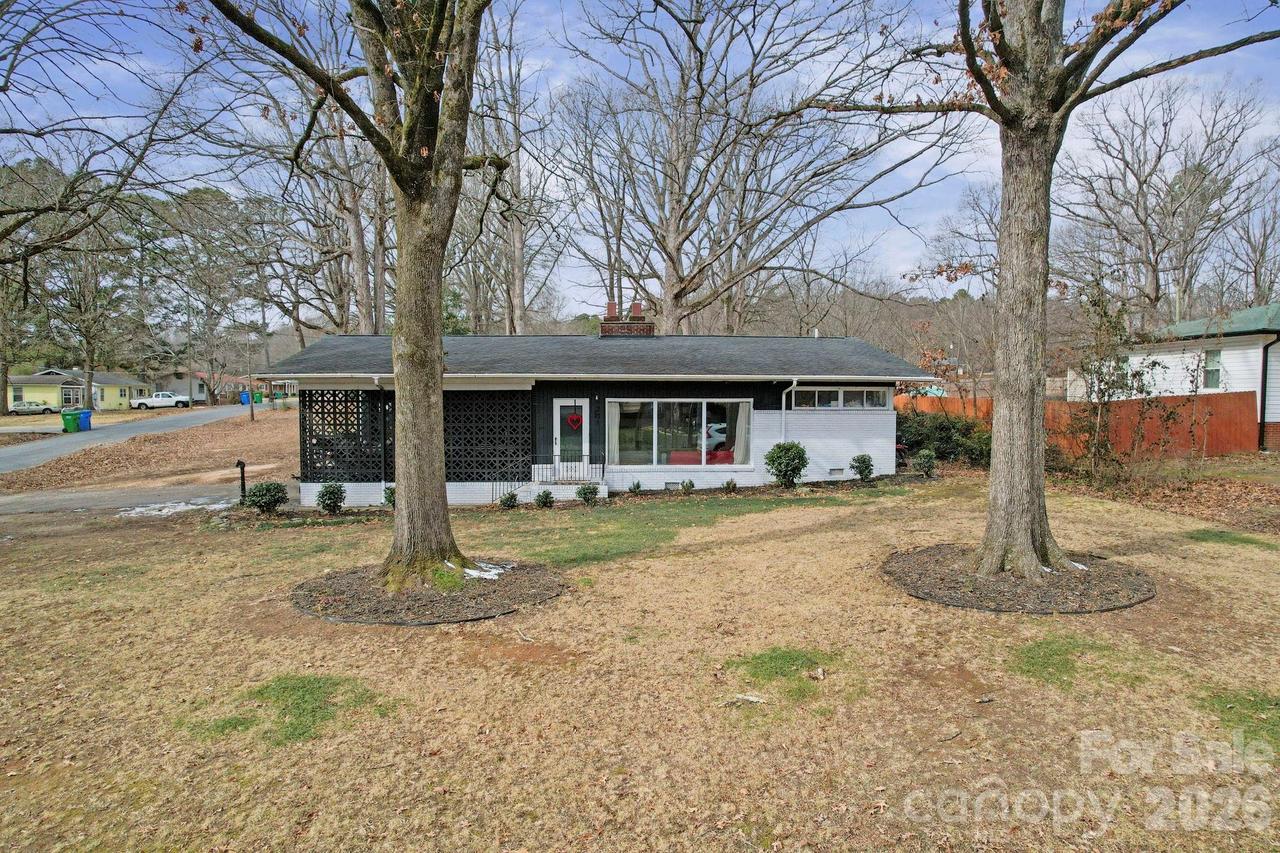 201 N Beverly Dr., Locust, NC 28097