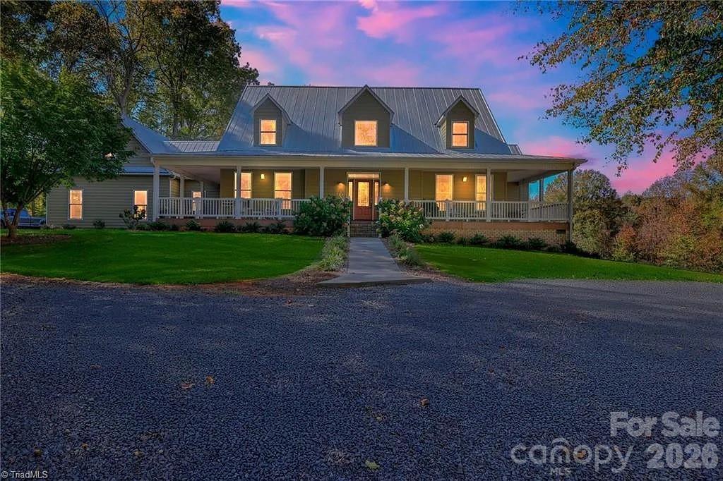 153 Finn Hollow Ln., Advance, NC 27006