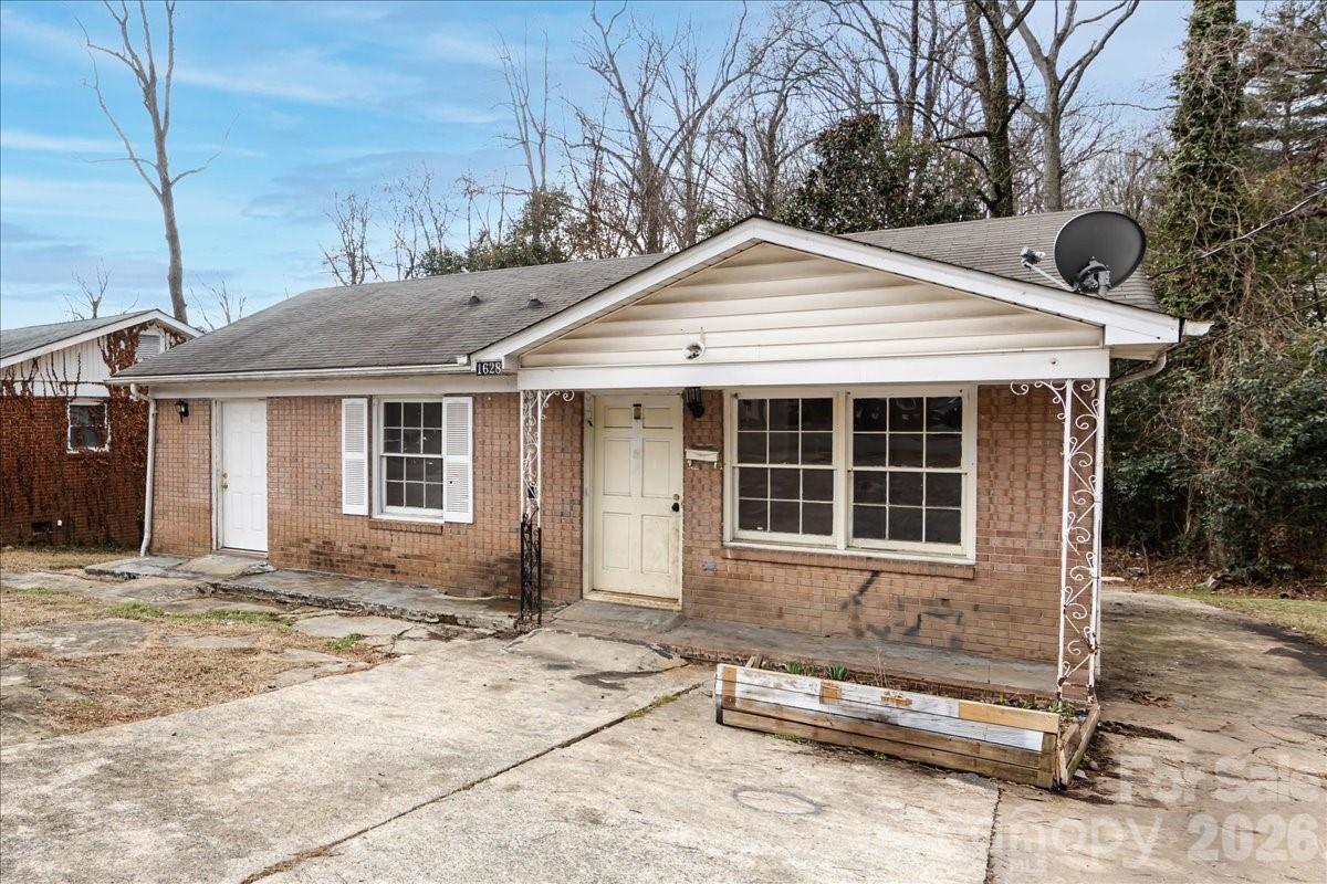 1628 Eastway Dr., Charlotte, NC 28205