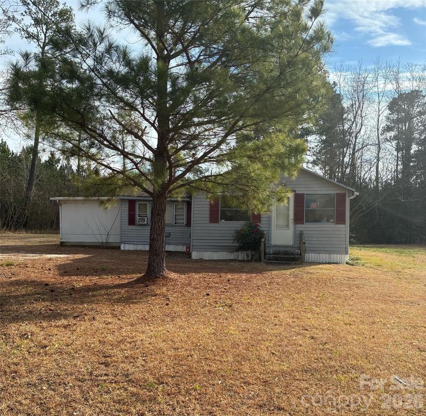 95 Gates Bank Rd., Gates, NC 27937