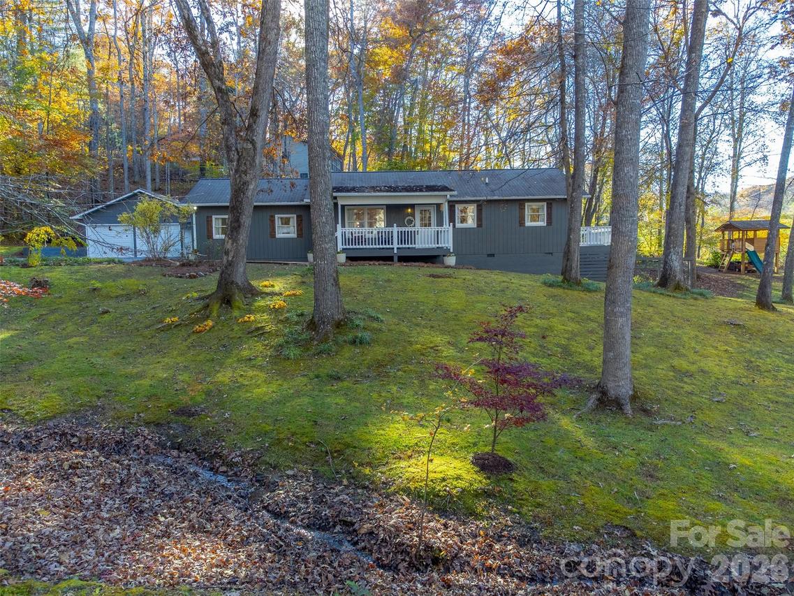 115 Indian Tr., Franklin, NC 28734