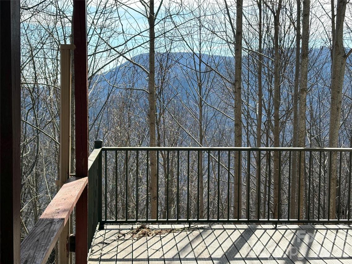 700 Summit Rd., Tryon, NC 28782