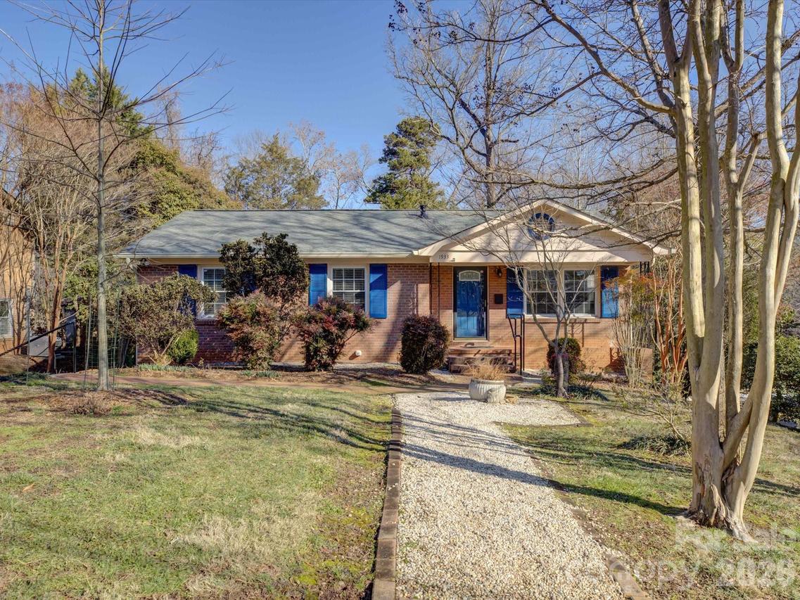 1933 Brookdale Ave., Charlotte, NC 28210