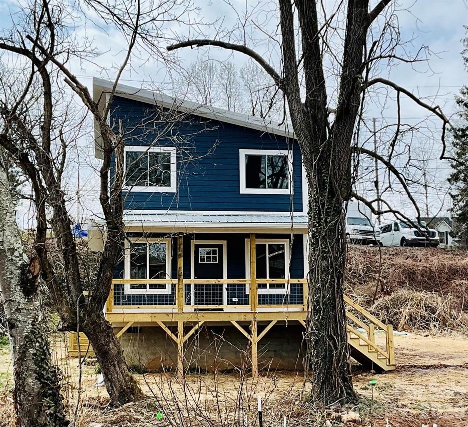 12 Center St., Asheville, NC 28803