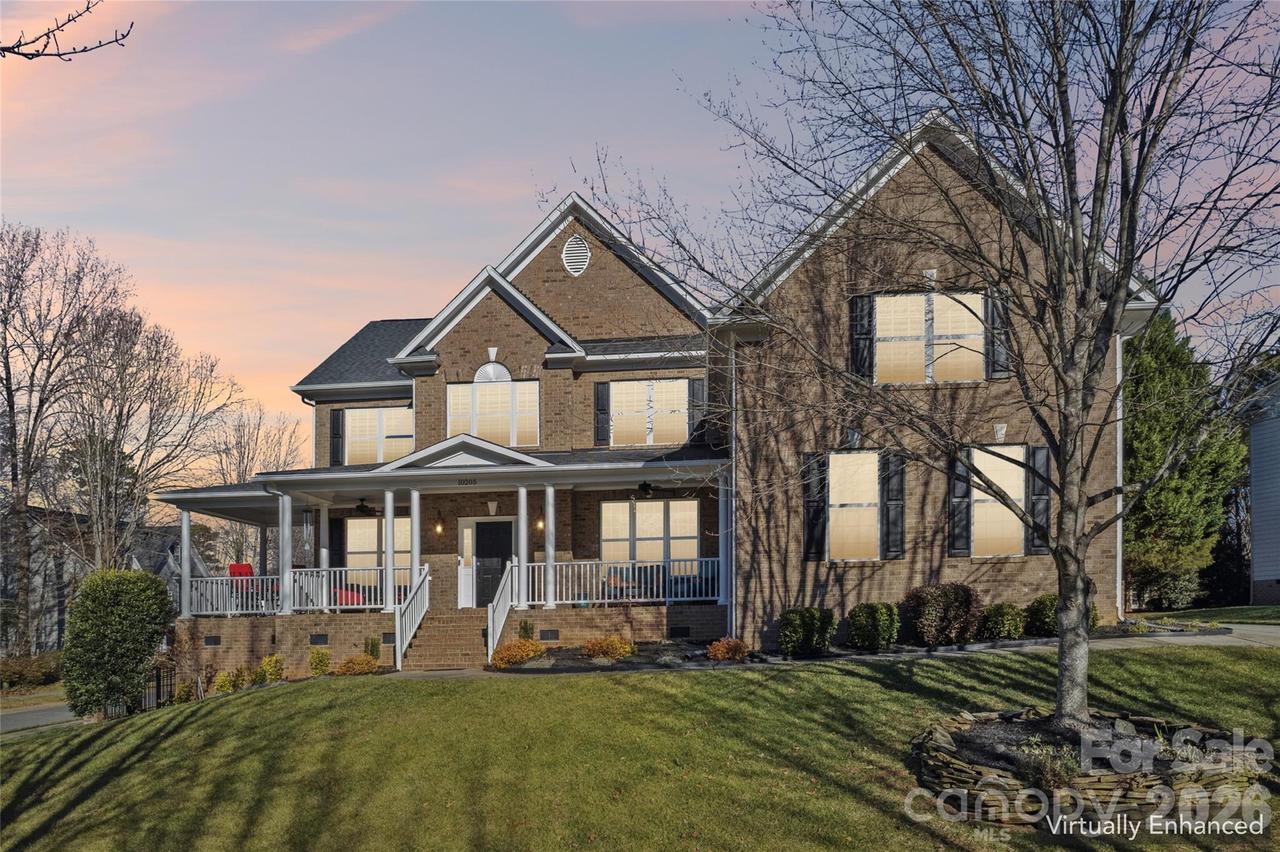 10205 Treetop Ln., Cornelius, NC 28031