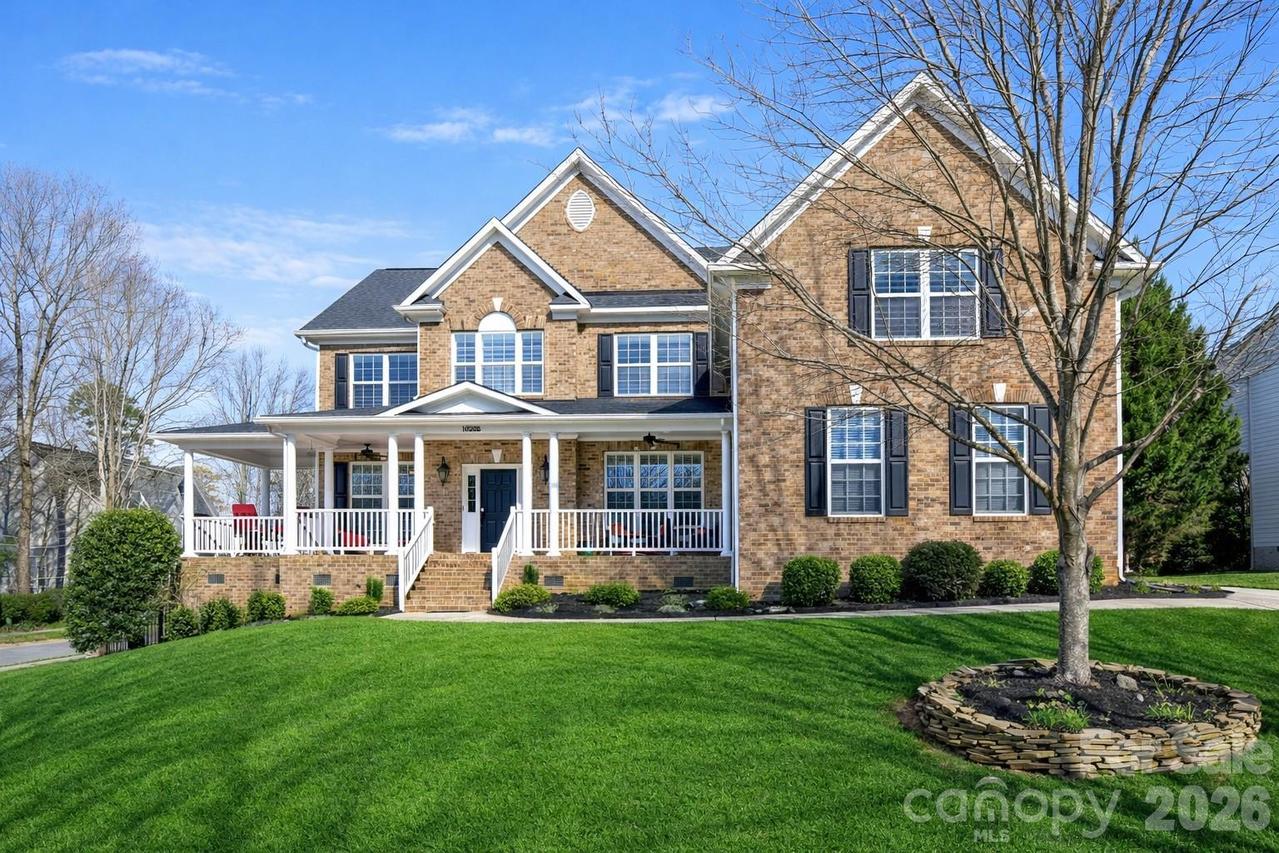 10205 Treetop Ln., Cornelius, NC 28031