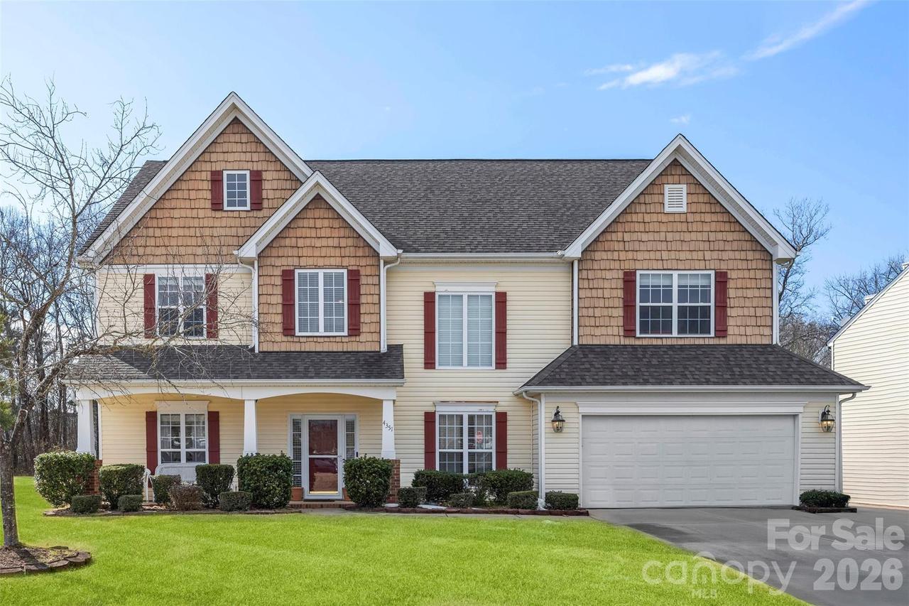 4351 Crest Line Ln., Harrisburg, NC 28075