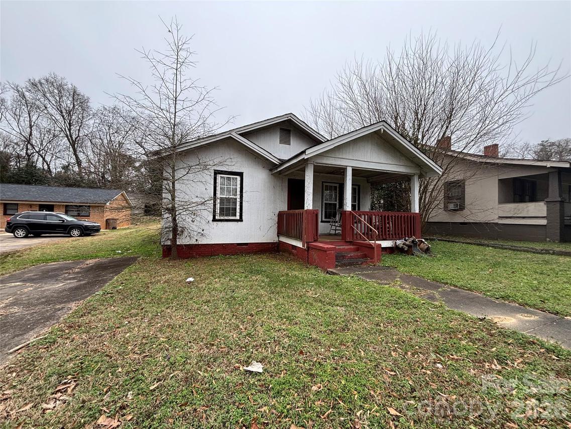 320 E Sumter St., Shelby, NC 28150