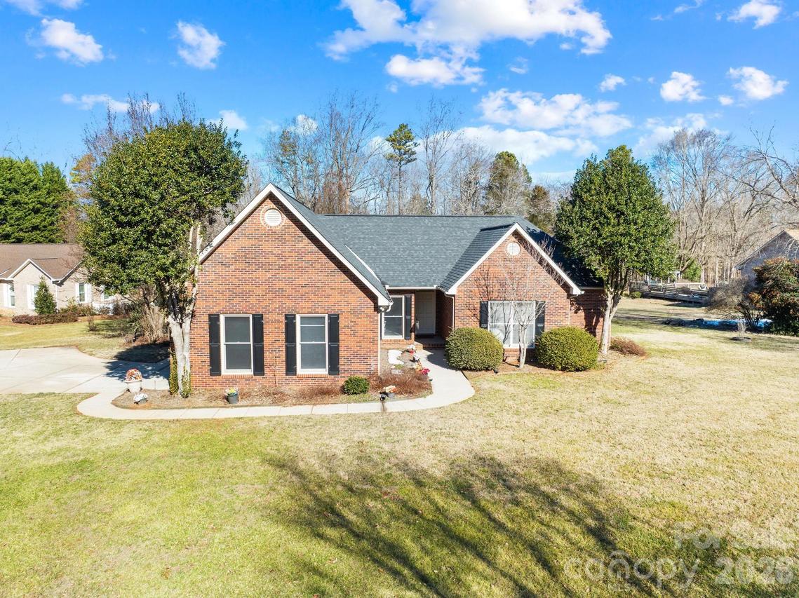 7221 Monaghan Ct., Stanley, NC 28164
