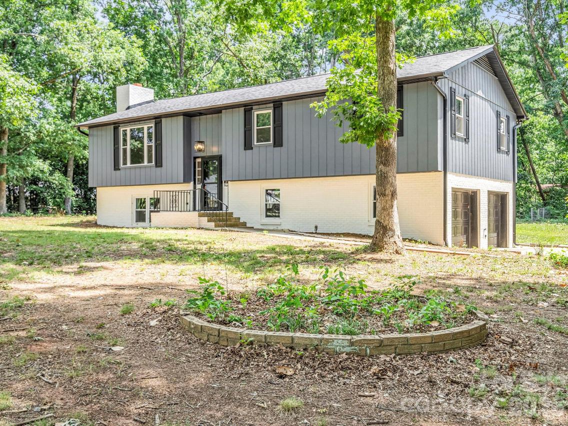 944 Woodland Dr., Shelby, NC 28150