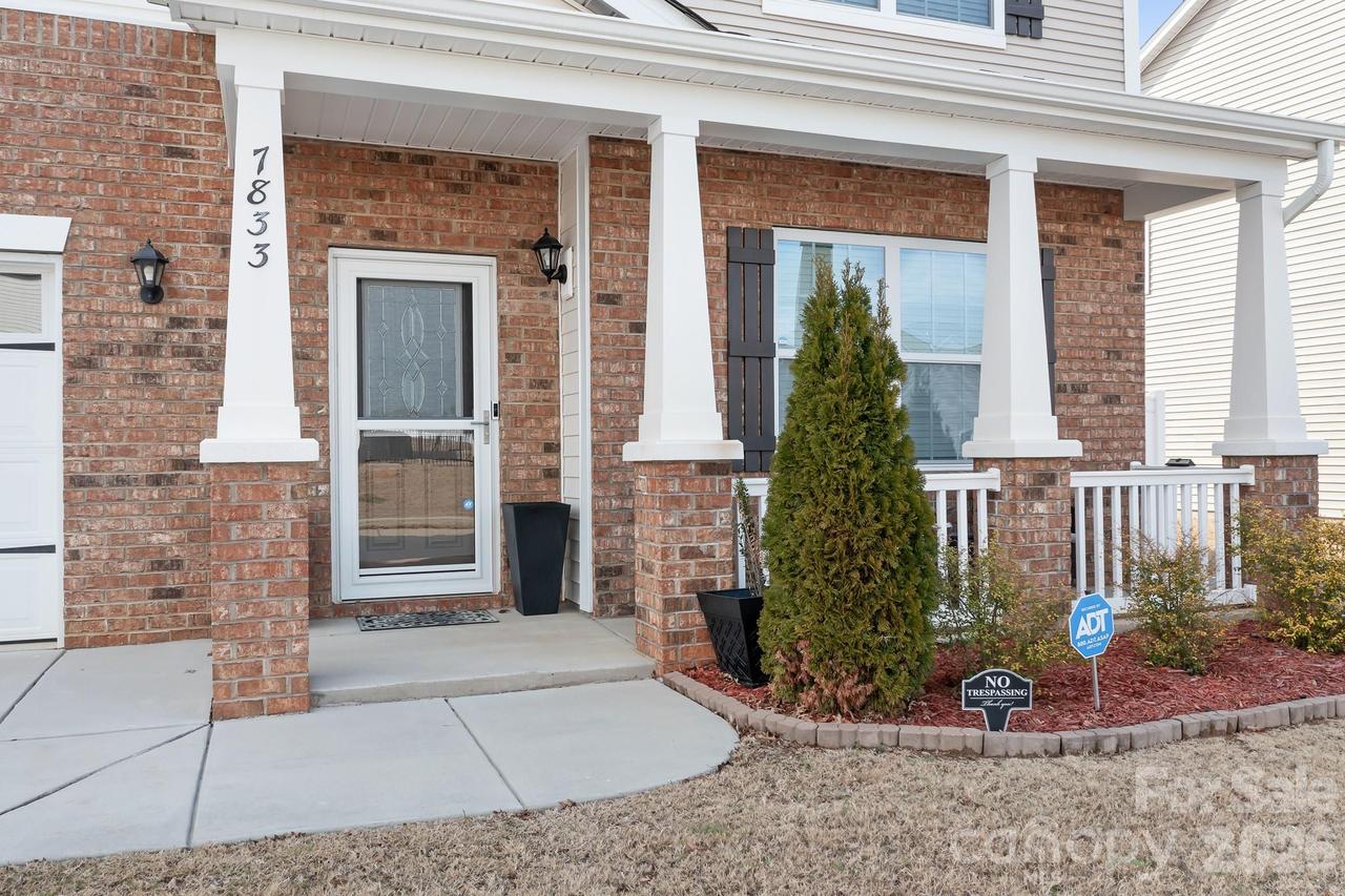 7833 Stonehouse Dr., Gastonia, NC 28056