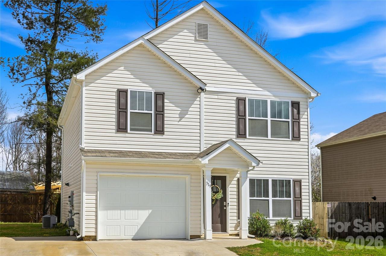 319 Oak Branch Rd., Arden, NC 28704