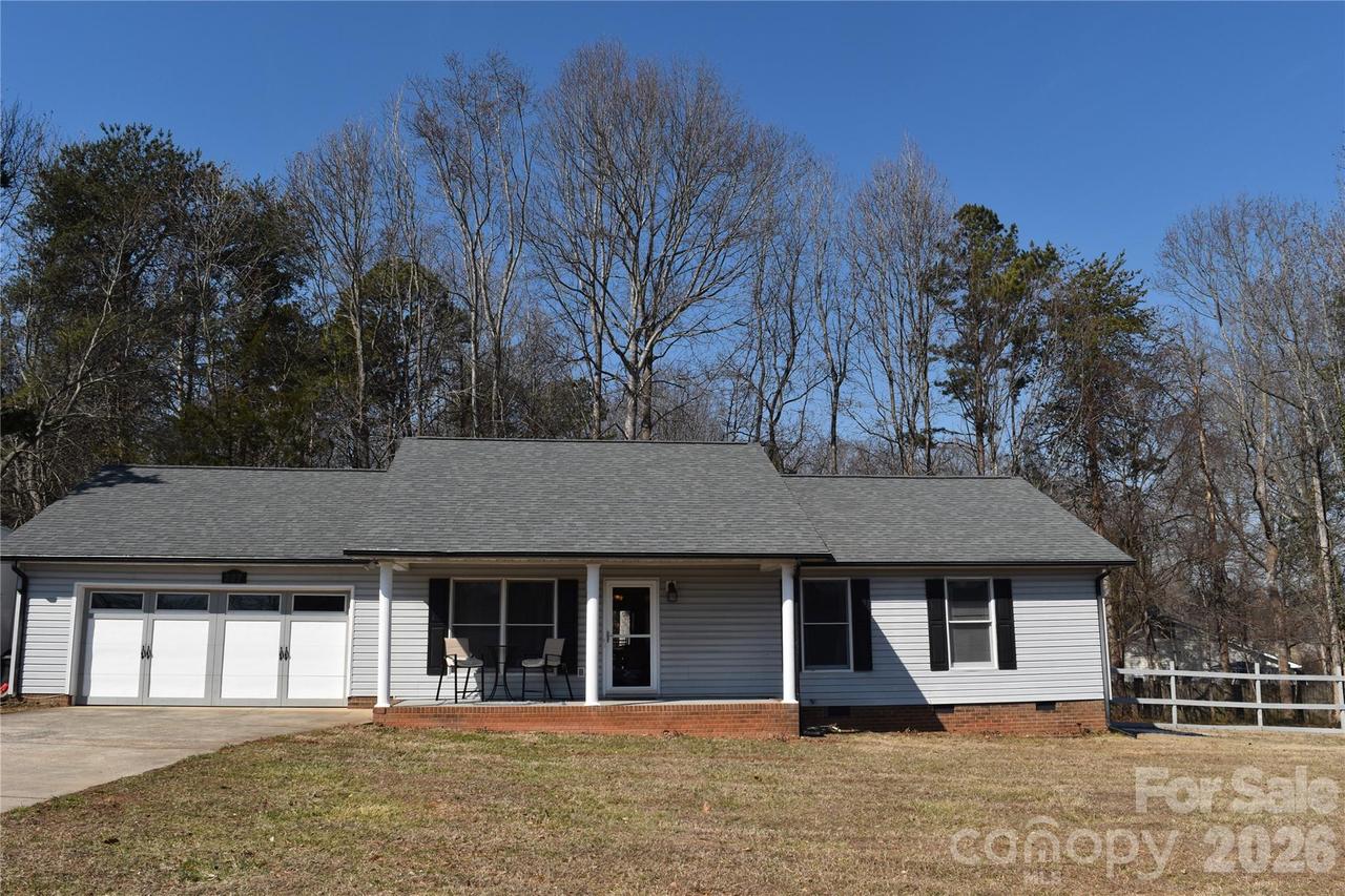 227 River Hill Rd., Statesville, NC 28625
