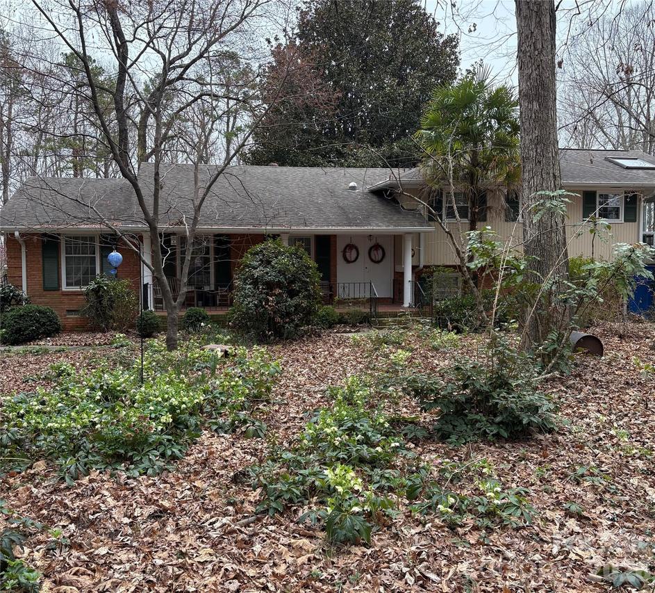 803 Elizabeth Ln., Matthews, NC 28105