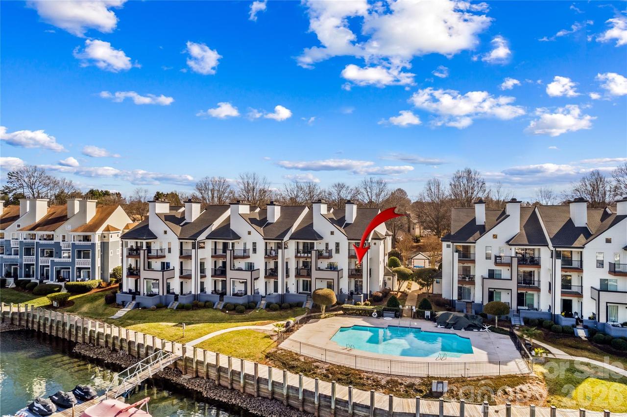 18729 Vineyard Point Ln., Cornelius, NC 28031