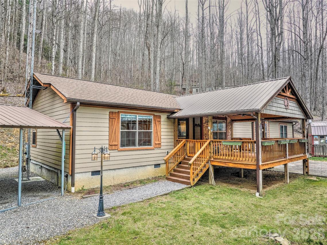 390 Camp Branch Rd., Whittier, NC 28789