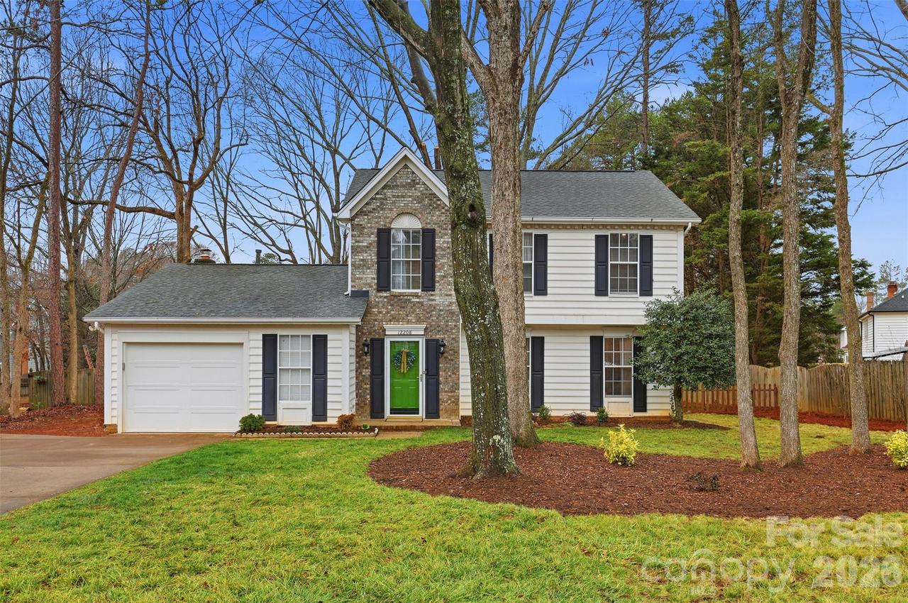 12208 Woodbend Dr., Matthews, NC 28105