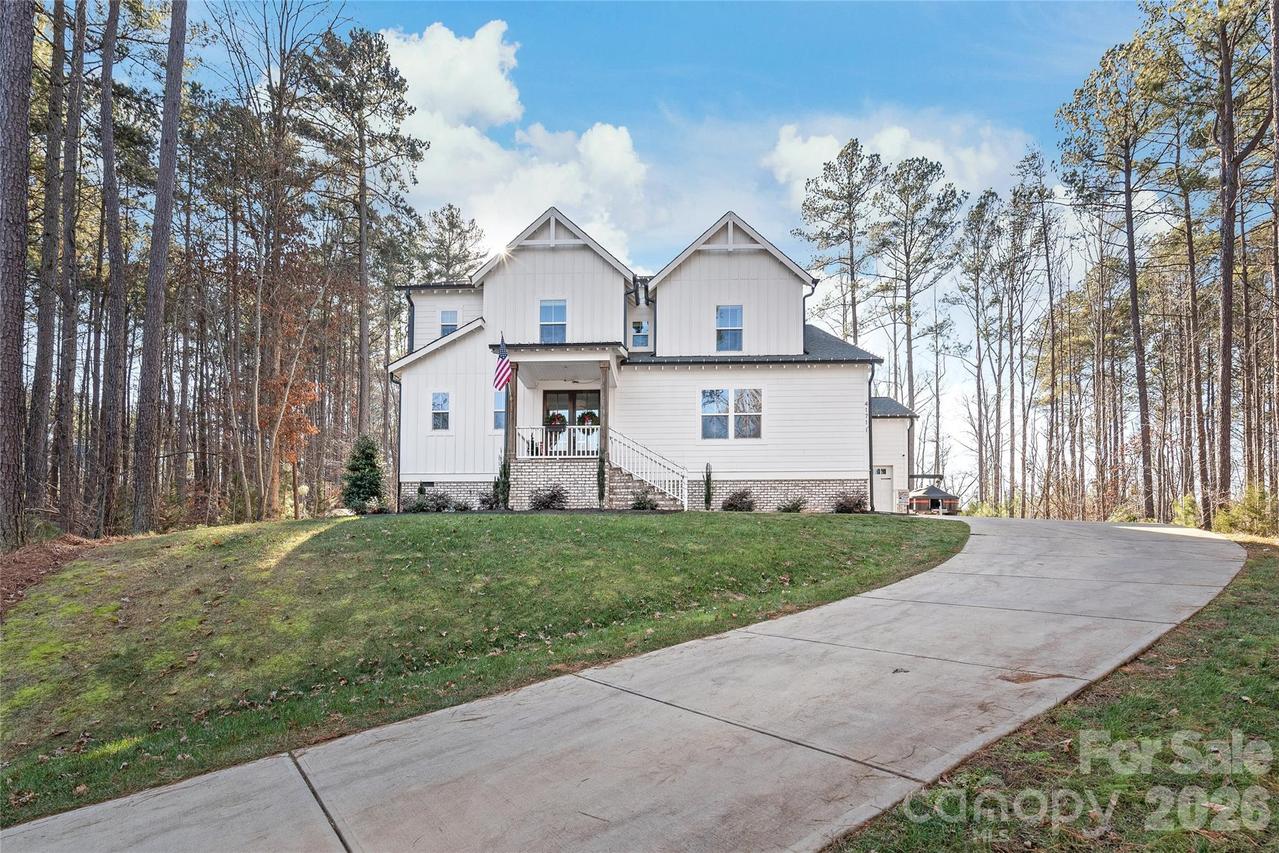 4171 Island Fox Ln., Denver, NC 28037