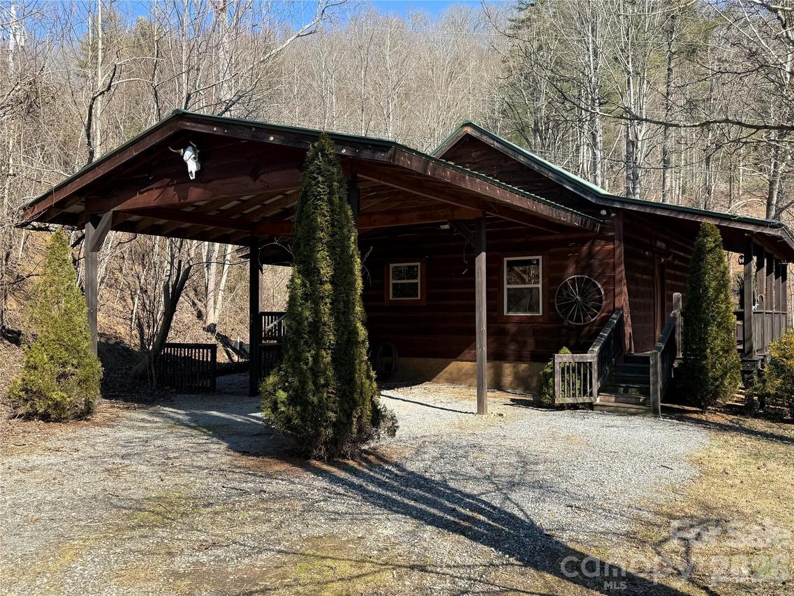 52 Supooh Ln., Sylva, NC 28779