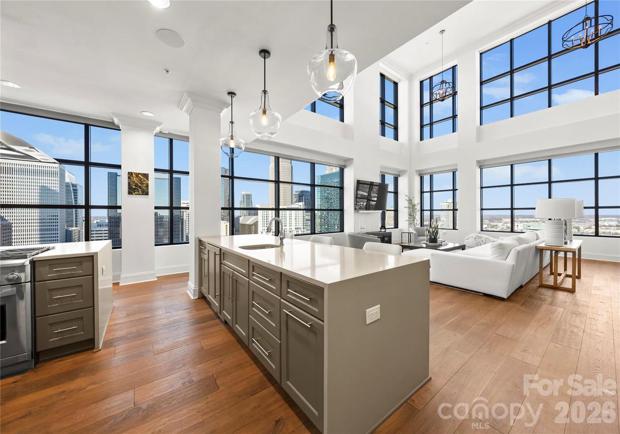 222 S Caldwell St. #2203, Charlotte, NC 28202