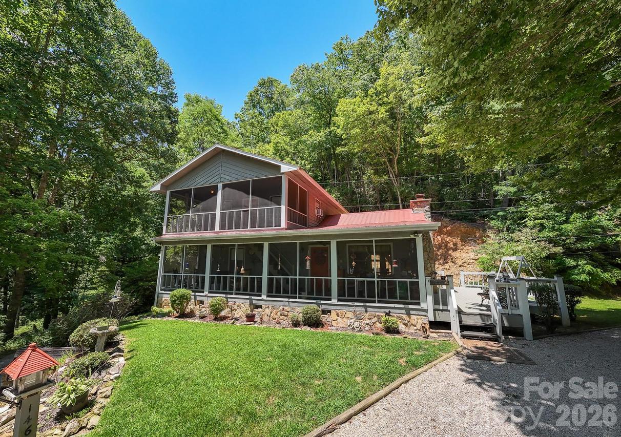 146 W Stecoah Heights, Robbinsville, NC 28771