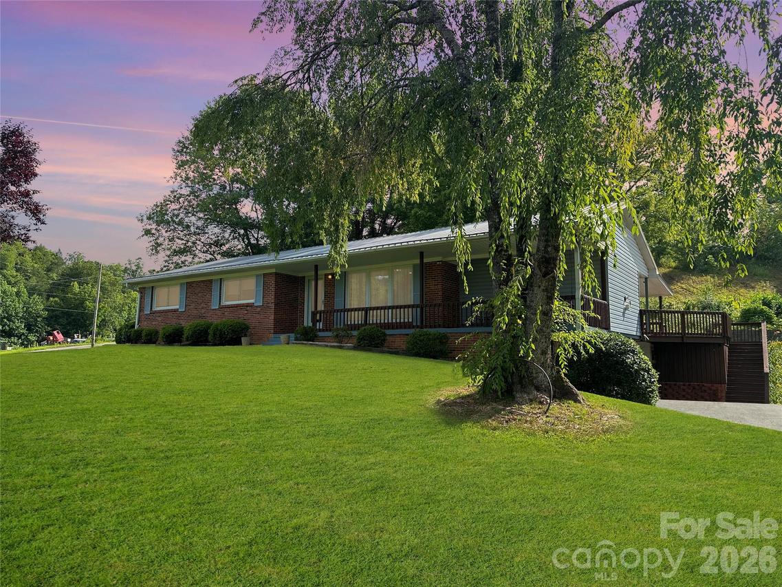 23 Afternoon Dr., Marion, NC 28752