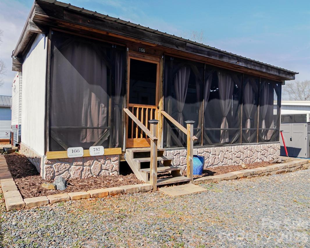 166 Badin Lake Cir. #757, New London, NC 28127