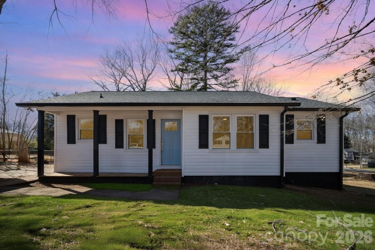 523 Hickory Nut Ln., China Grove, NC 28023