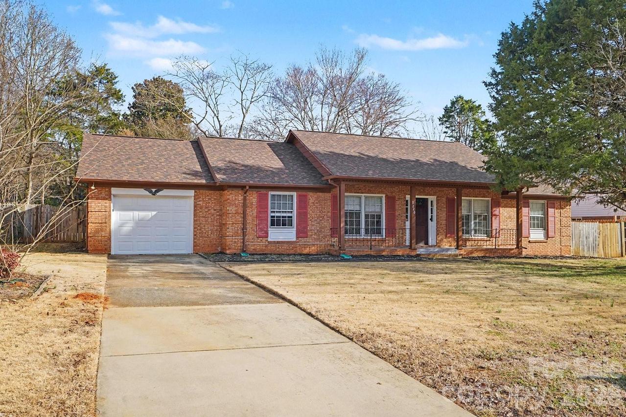 3220 Cross Winds Rd., Charlotte, NC 28227