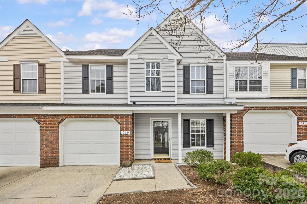 939 Sparrows Nest Ln. #604, Pineville, NC 28134