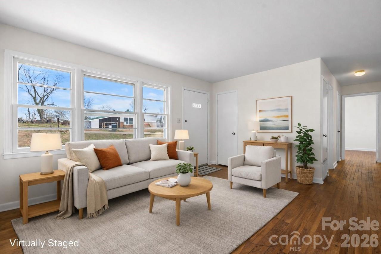 302 Ramsey St., Morganton, NC 28655