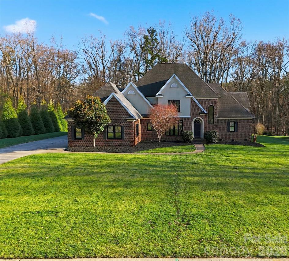 3903 Mourning Dove Dr., Matthews, NC 28104