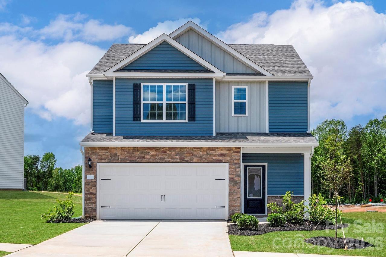 6730 Fairford Dr., Charlotte, NC 28215