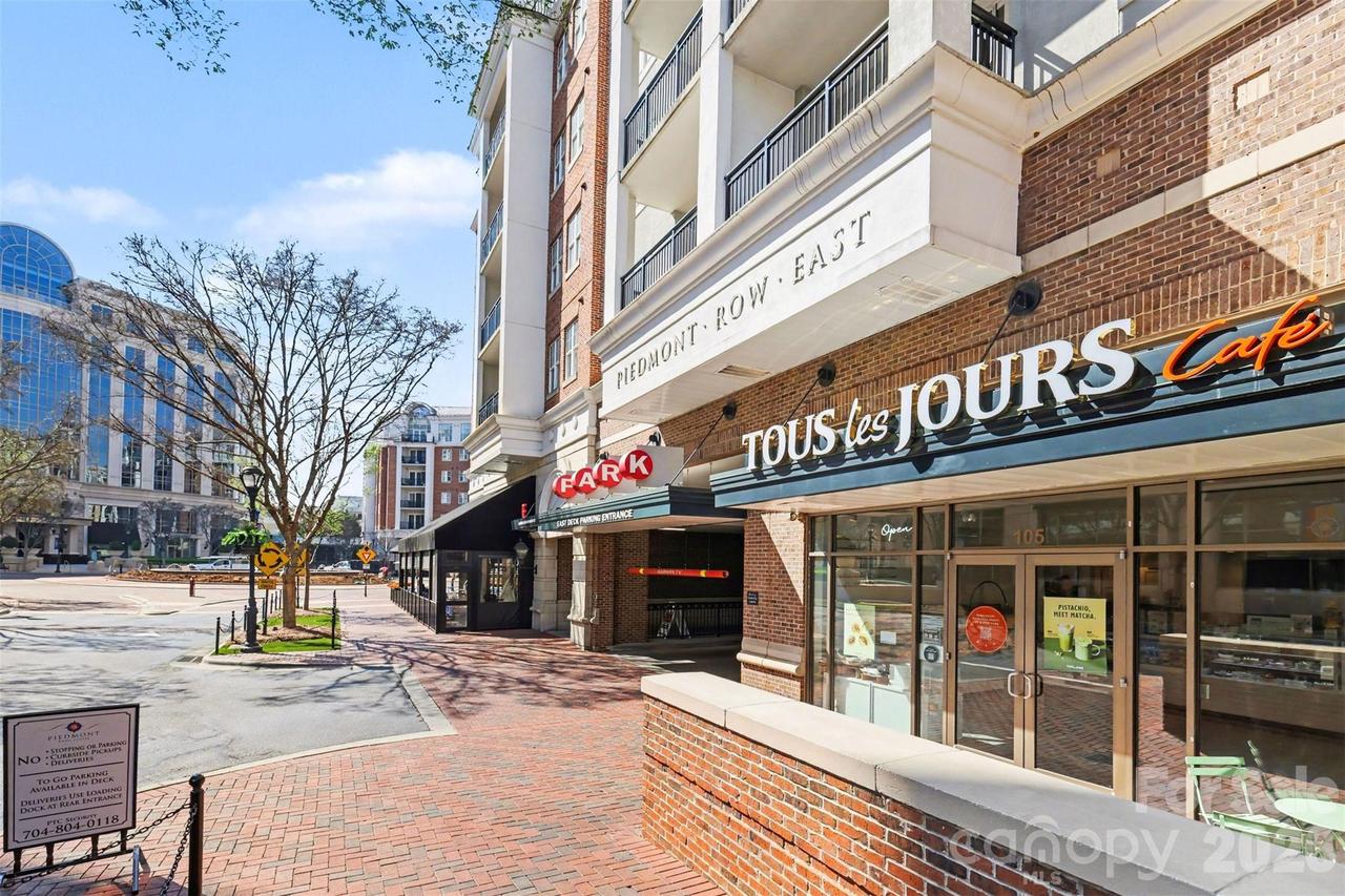 4625 Piedmont Row Dr. #601, Charlotte, NC 28210