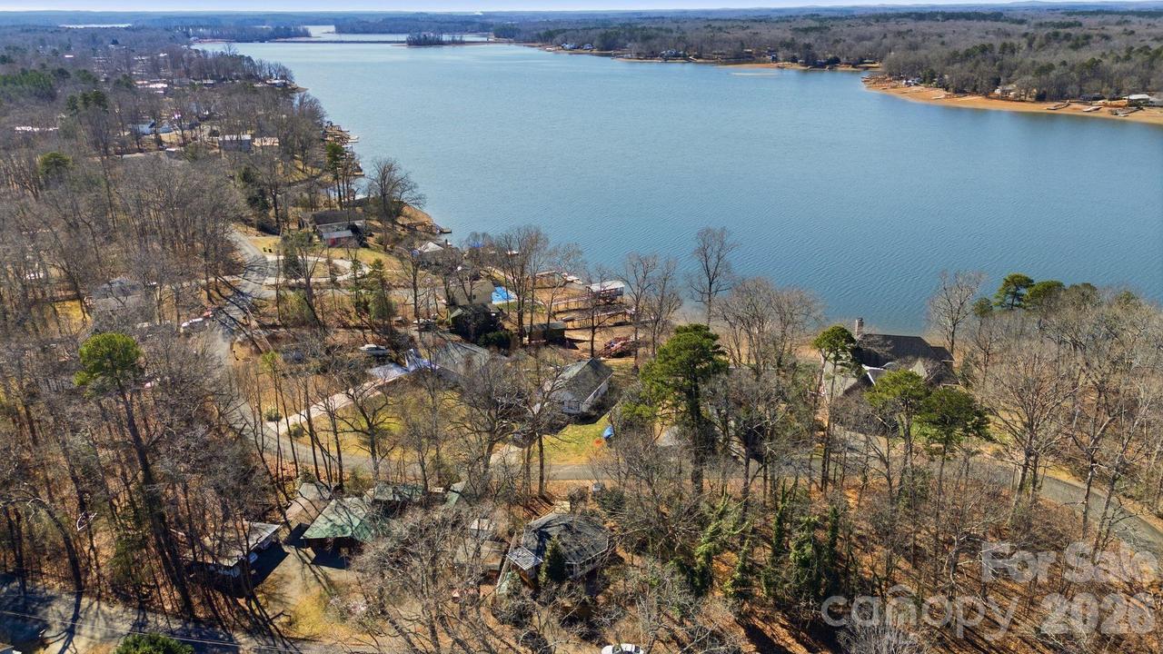 235 Rock Harbor Dr., Lexington, NC 27292