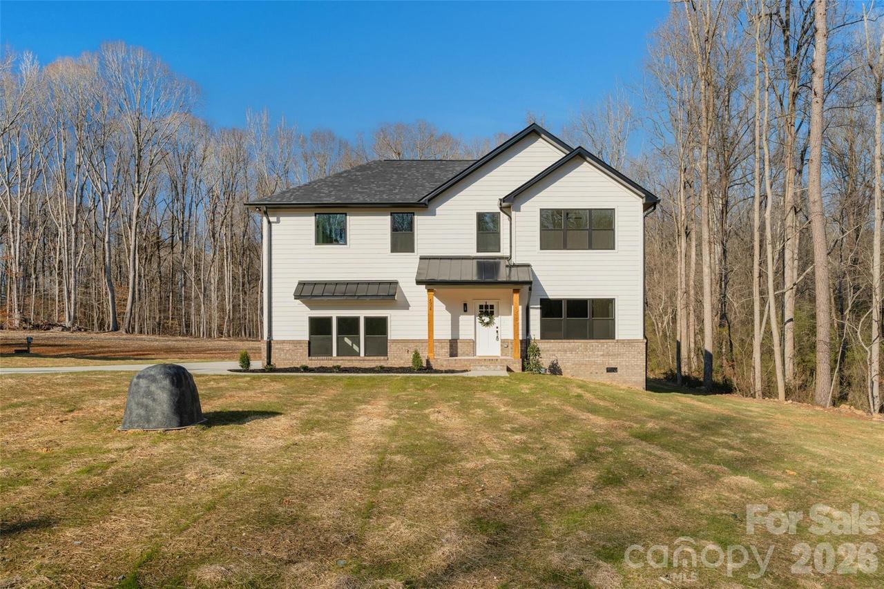 4924 Parkwood School Rd., Waxhaw, NC 28173