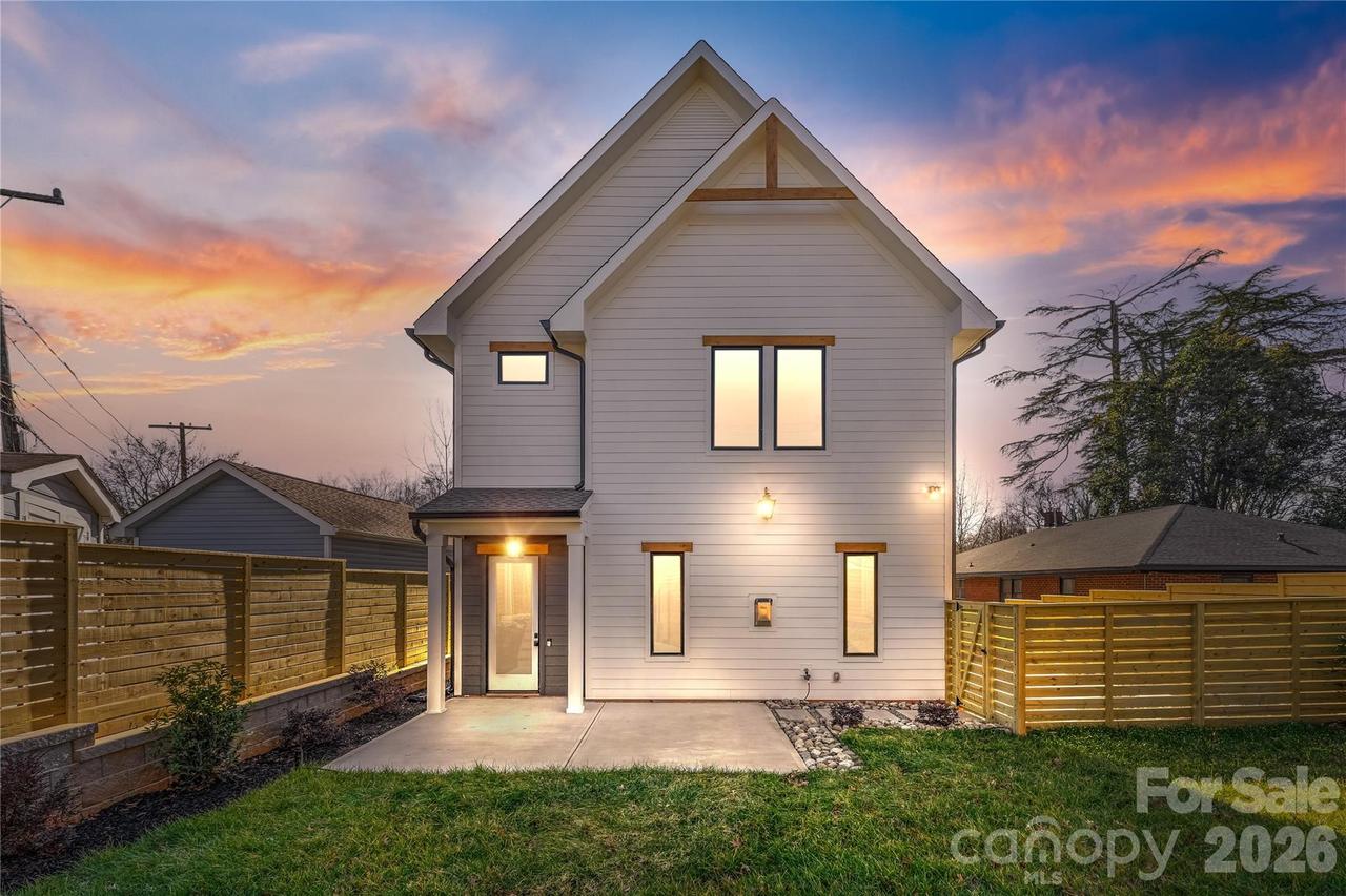 2117 Lombardy Cir., Charlotte, NC 28203