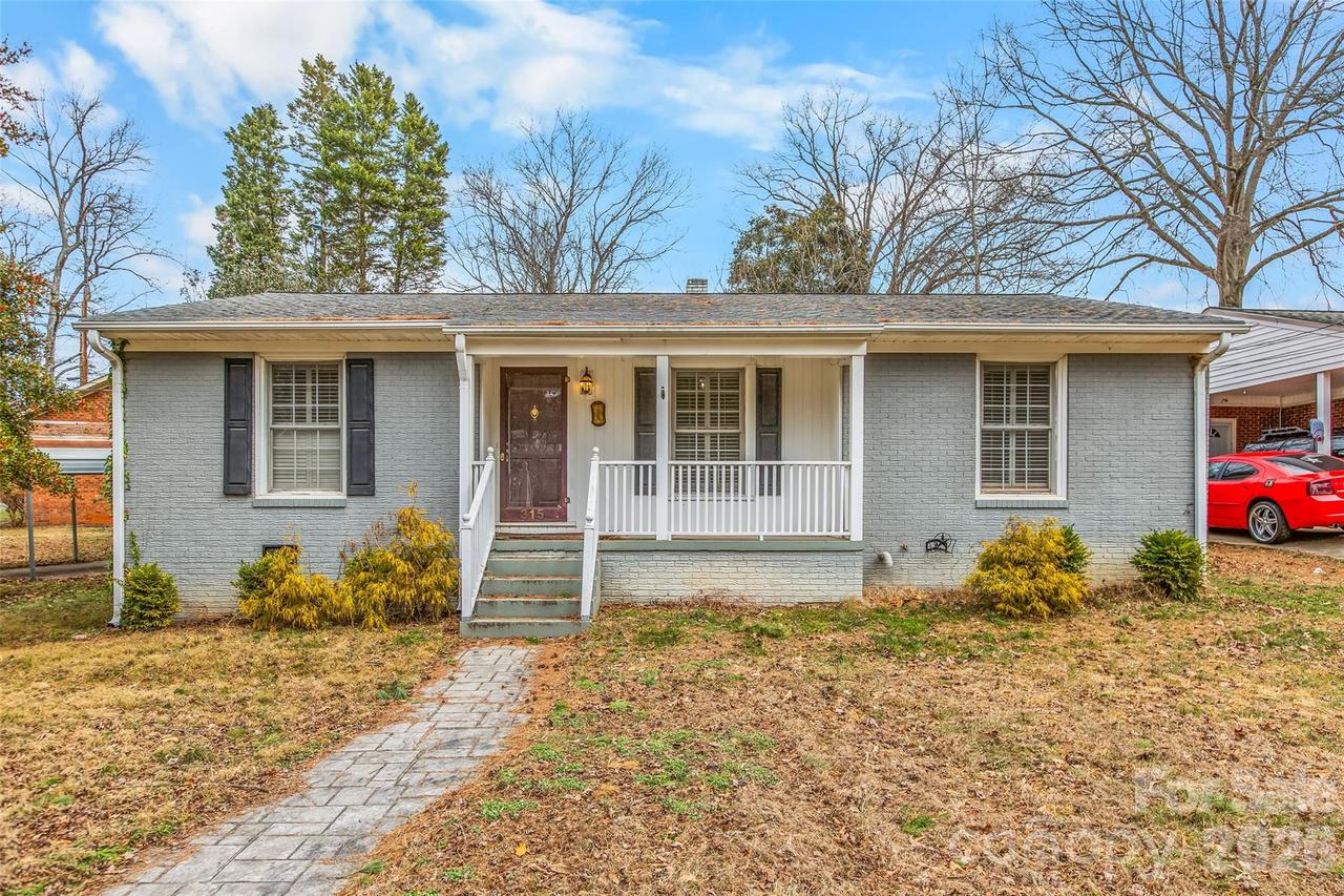 315 Rosemary Dr., Lexington, NC 27292