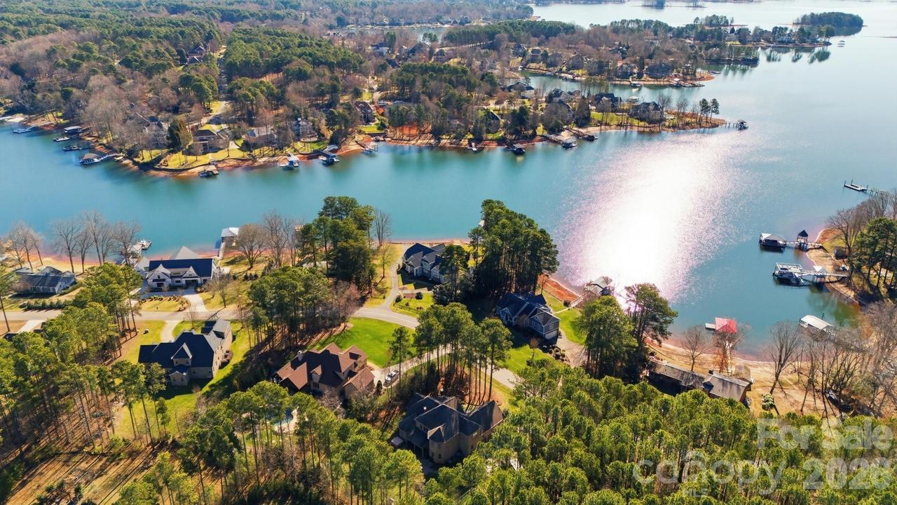 250 Barber Loop, Mooresville, NC 28117