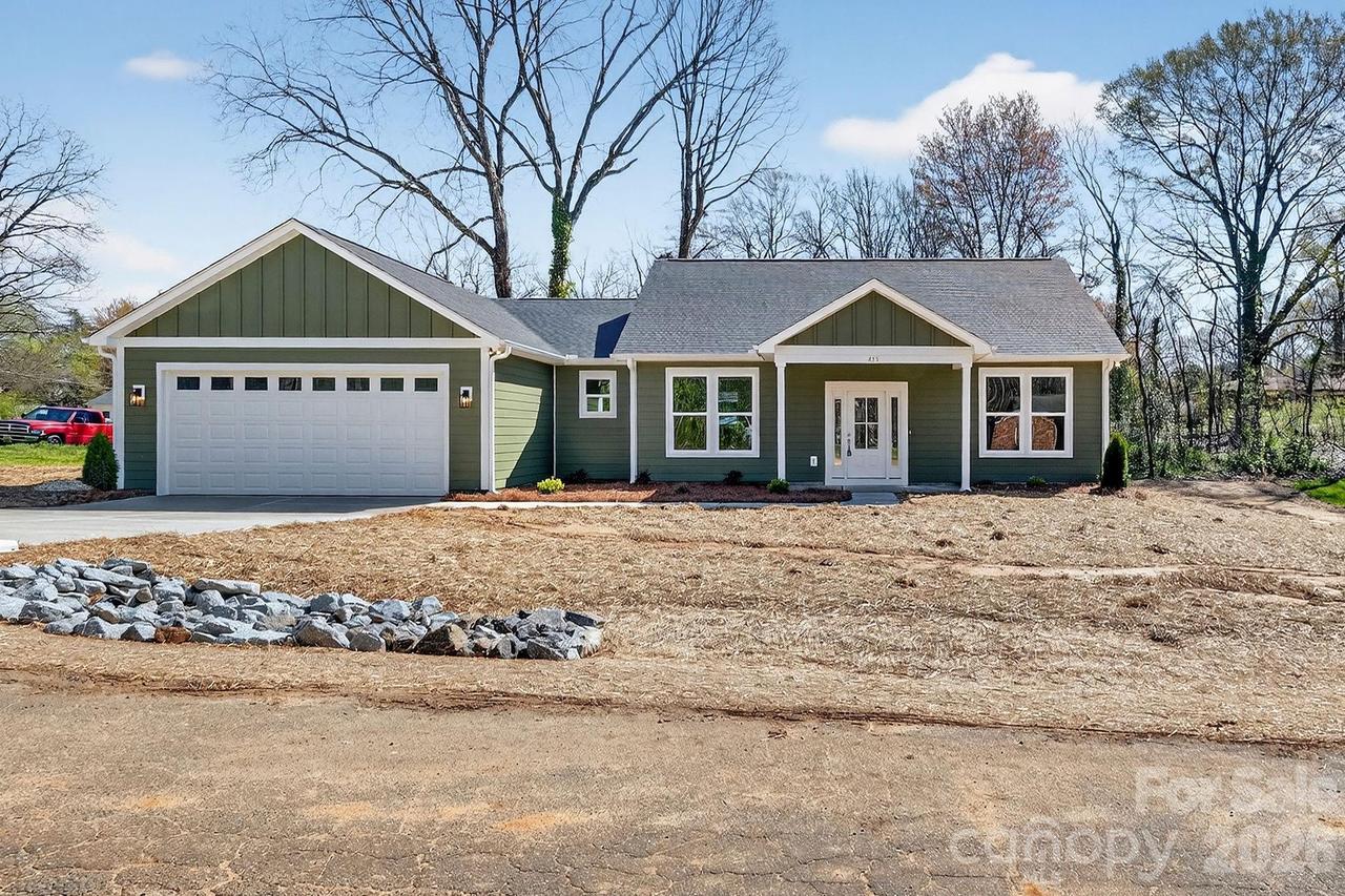 413 Dogwood Ln., Statesville, NC 28625