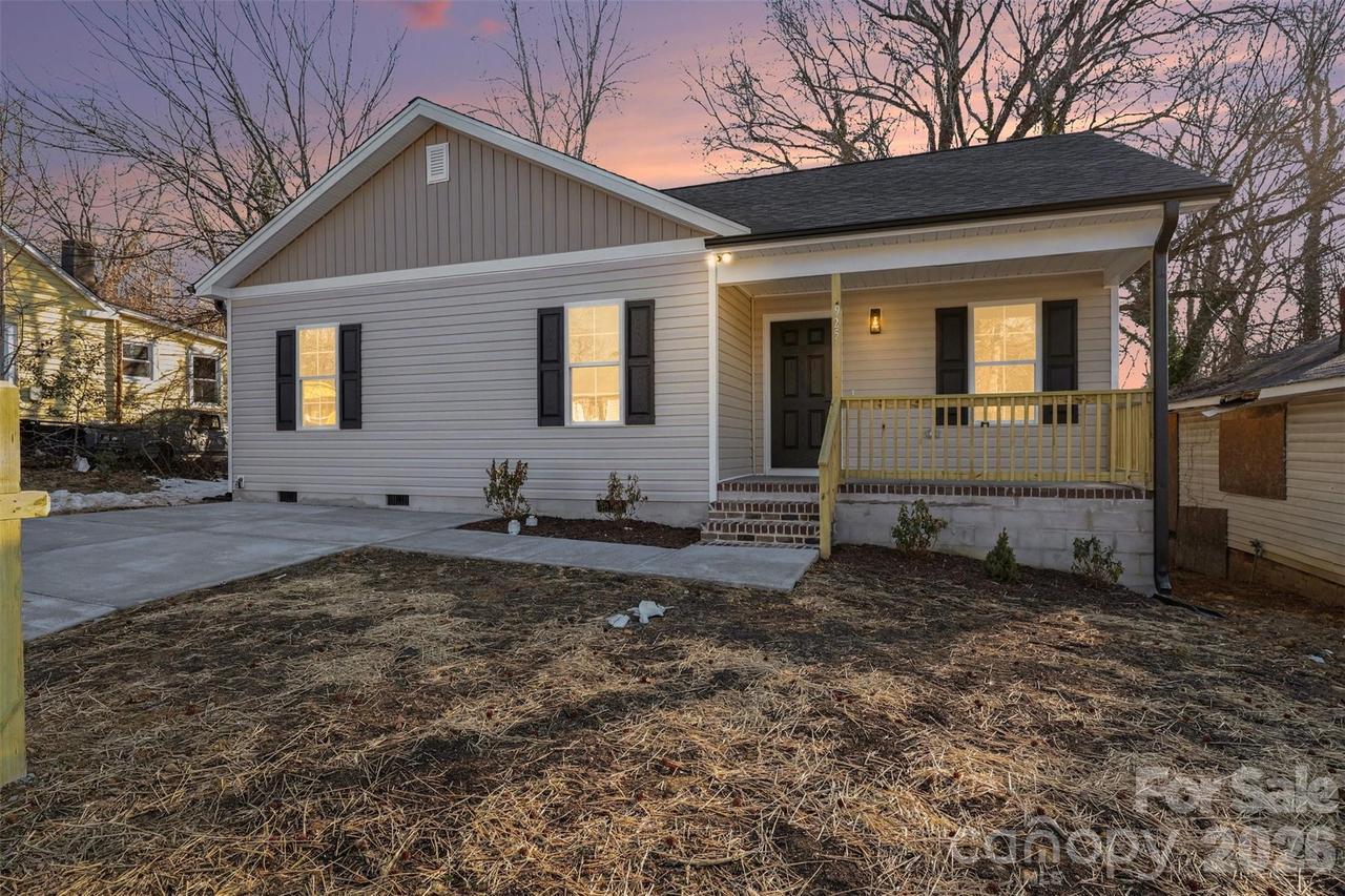 925 Randolph St., High Point, NC 27260