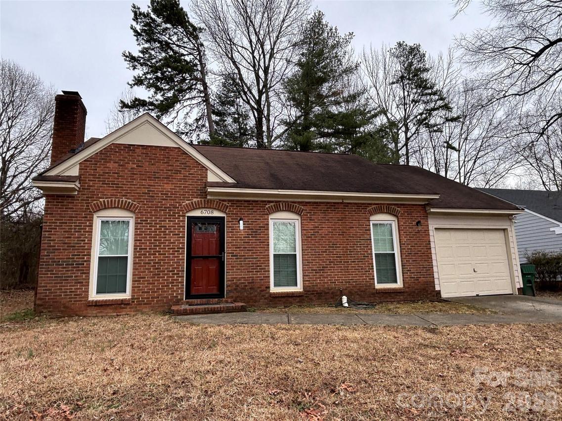 6708 Marston Ct., Charlotte, NC 28215
