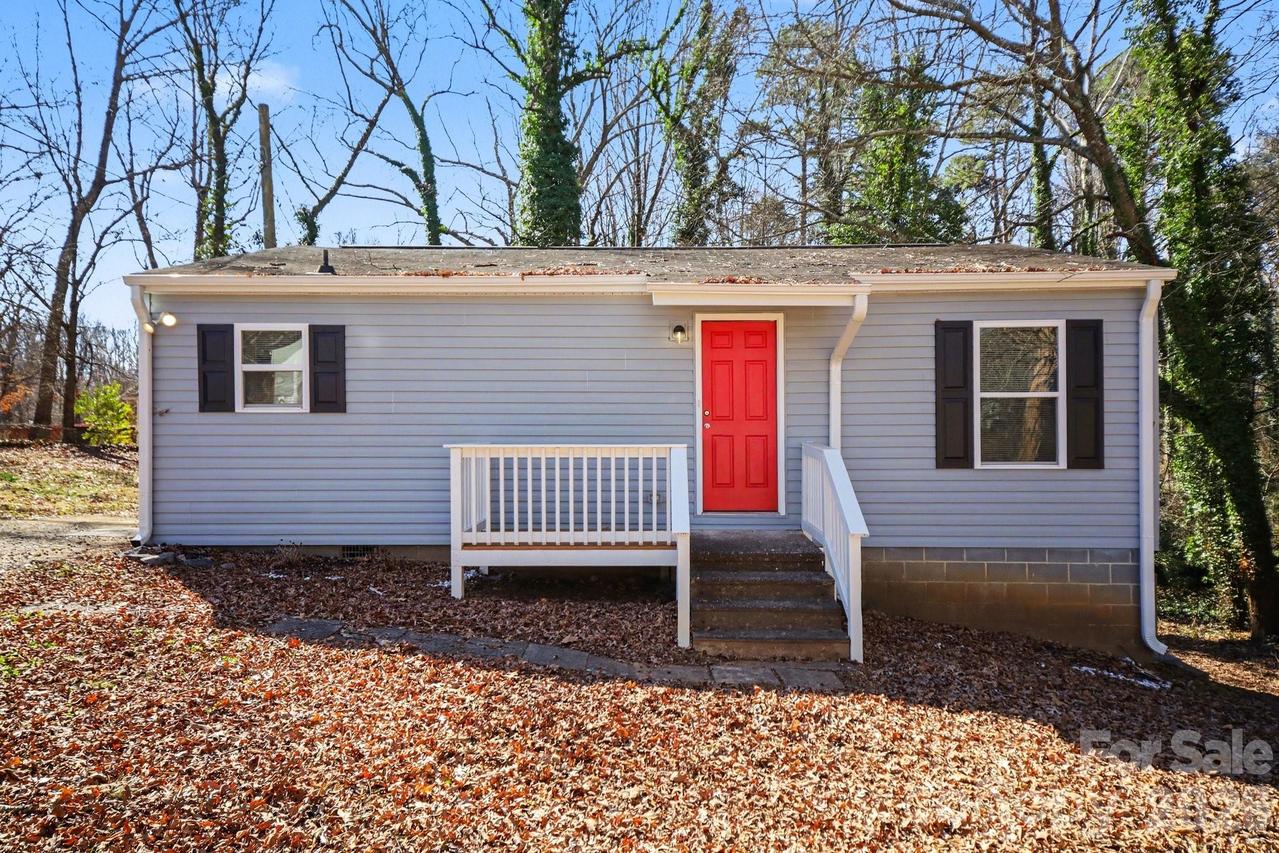 1203 Iva Ave., Gastonia, NC 28052