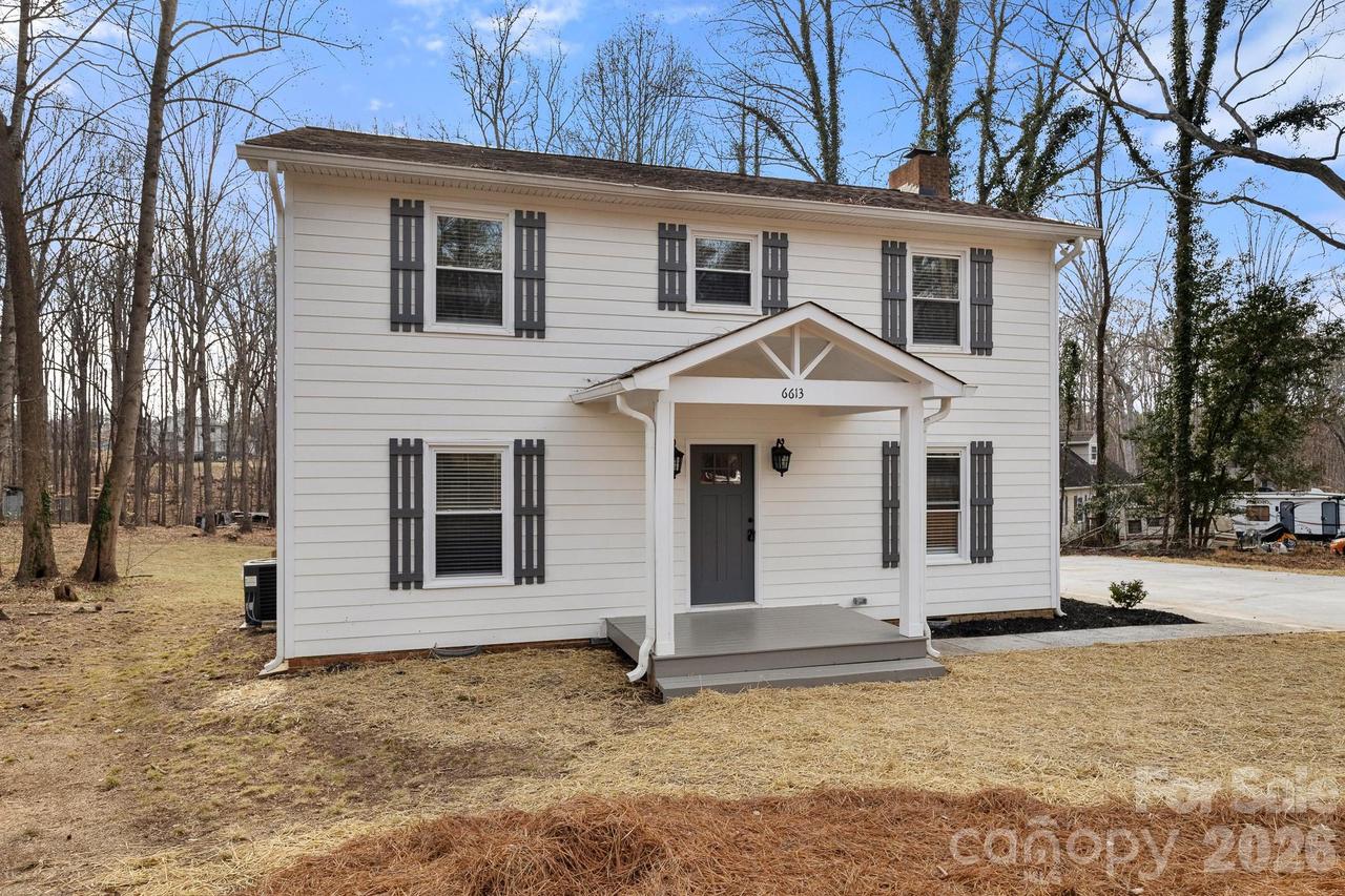 6613 Pleasure Dr., Waxhaw, NC 28173