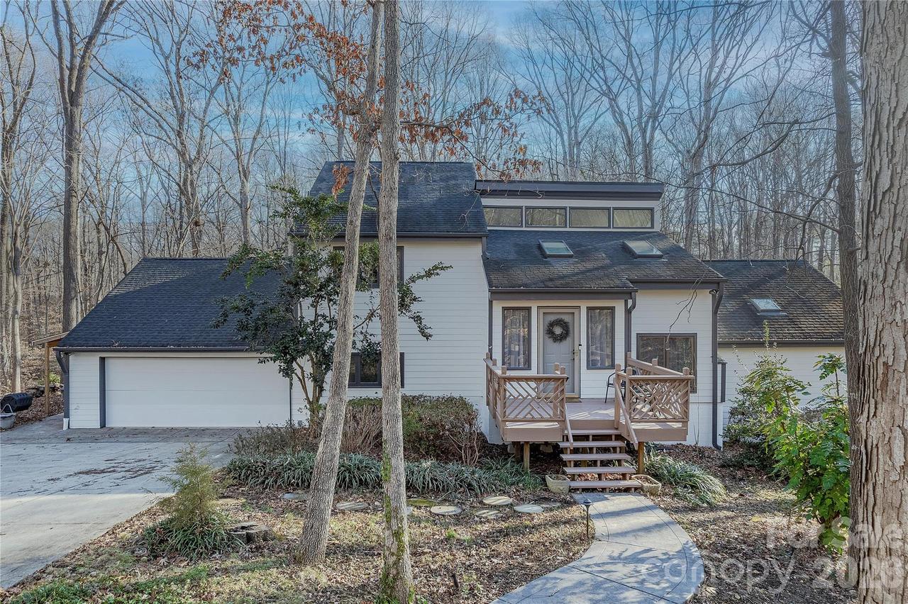 116 Canterbury Ln., Weddington, NC 28104