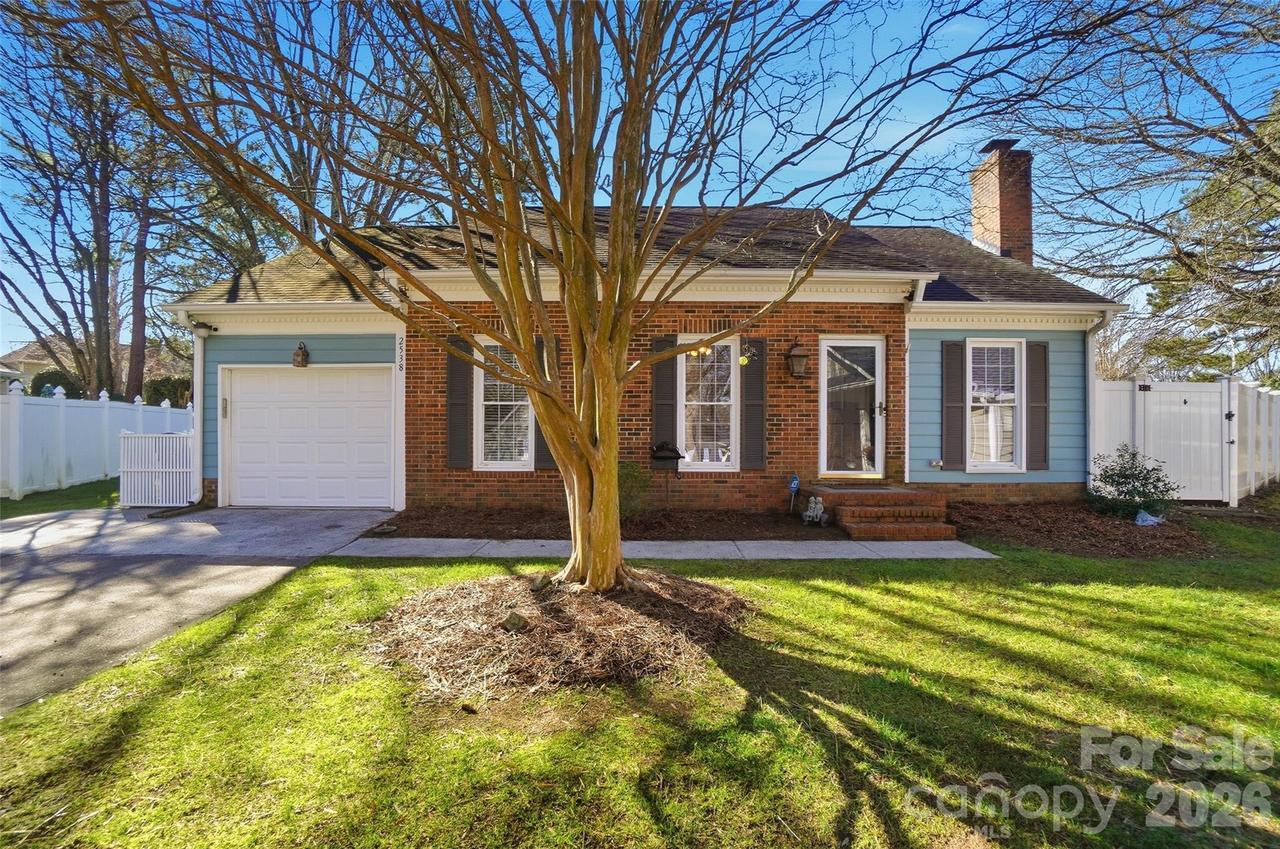 2538 Dalston Ln., Charlotte, NC 28210