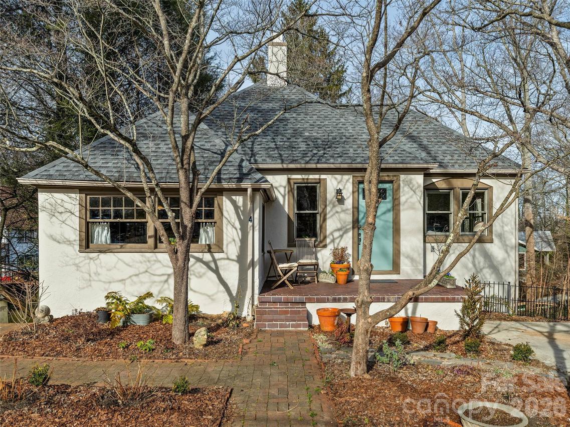 4 Duke St., Asheville, NC 28803